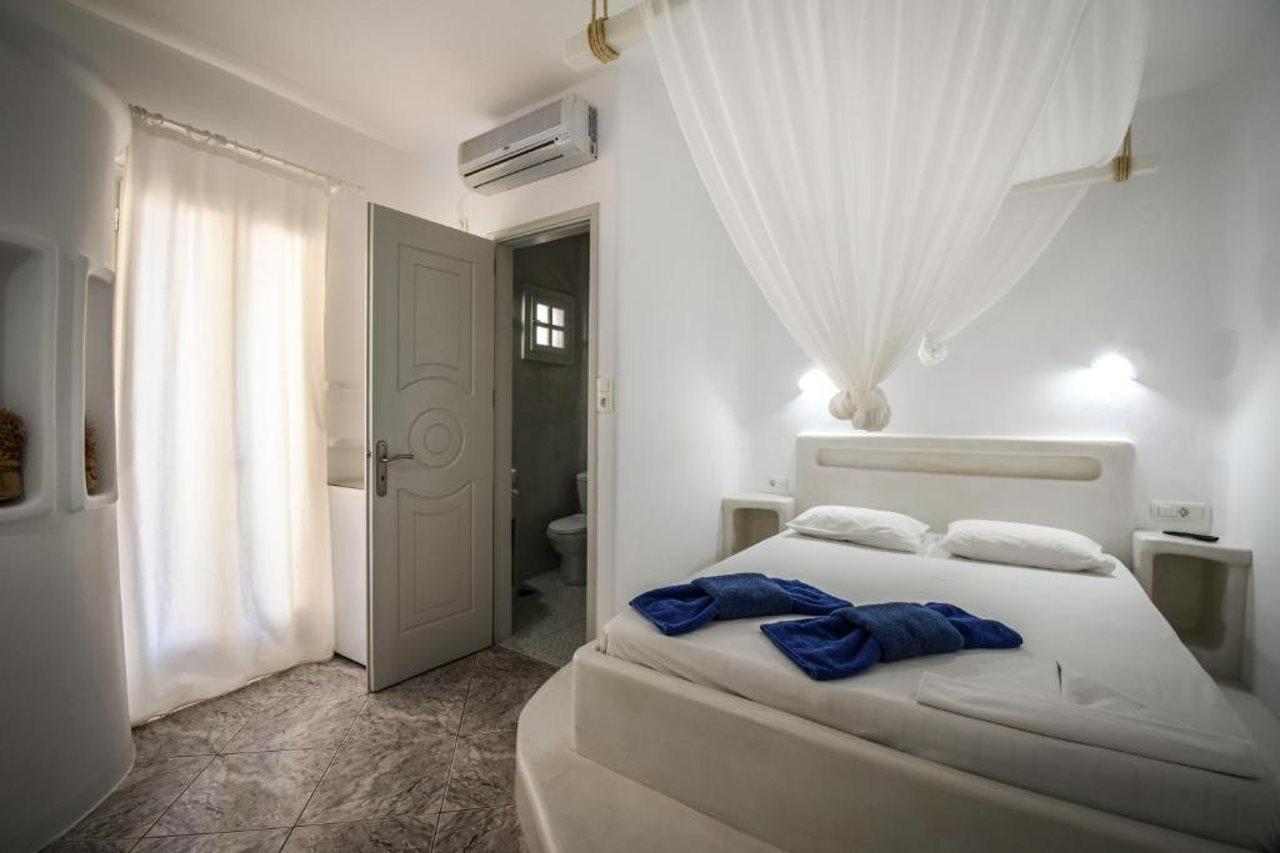 Christos Makrinos Rooms Adamantas (Milos) Exterior foto